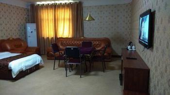 Yanshi 7 Star Express Hotel 뤄양 외부 사진