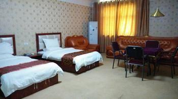 Yanshi 7 Star Express Hotel 뤄양 외부 사진